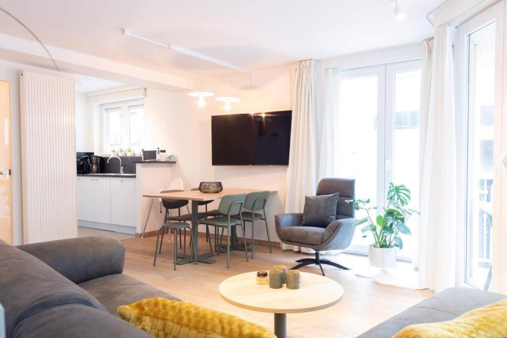 A Bien Venue - Modern Appartement, 50M Van Zee Knokke-Heist Dış mekan fotoğraf